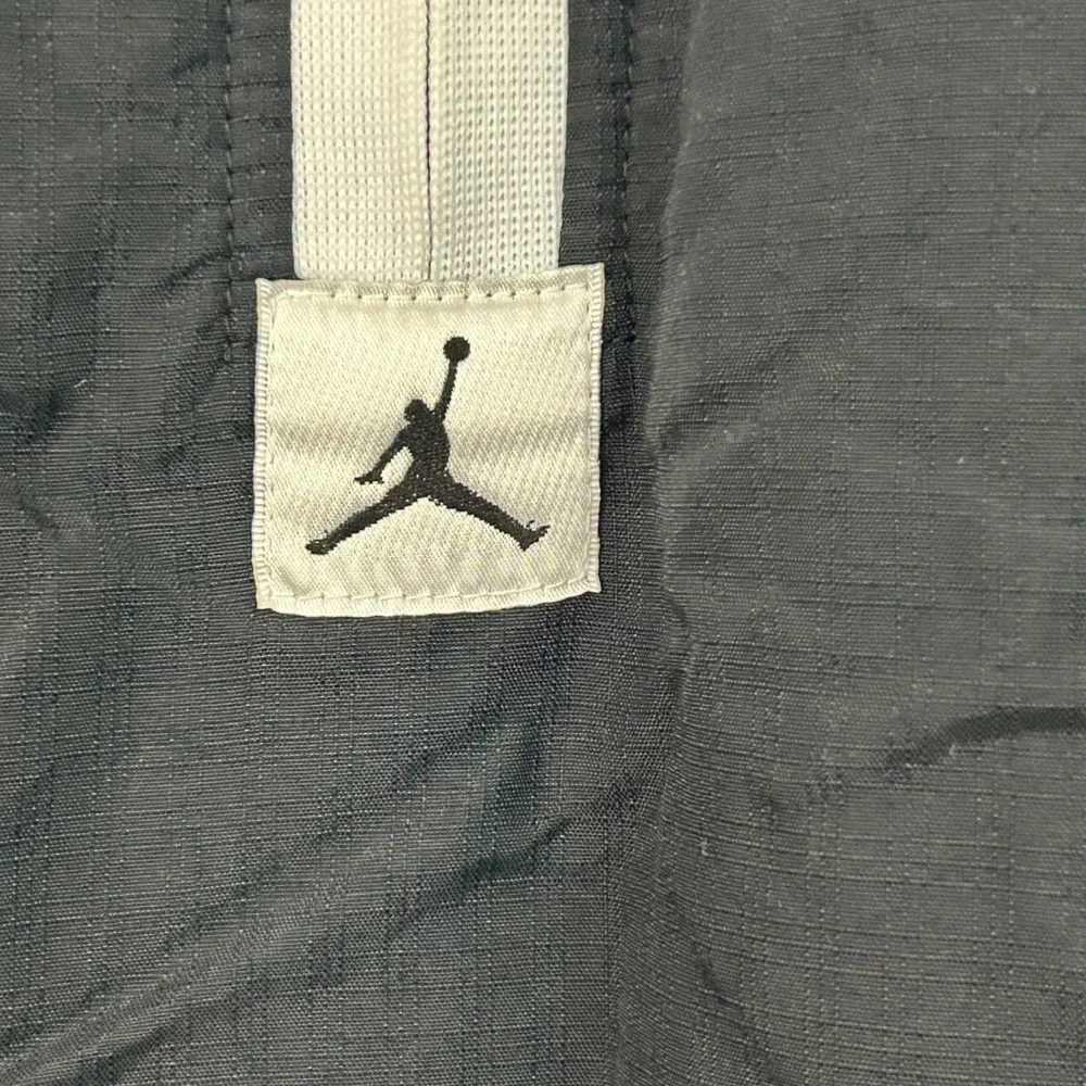Vintage Jordan Flight Windbreaker Pullover Jacket Black Red Jumpman Logo XL - Picture 6 of 16